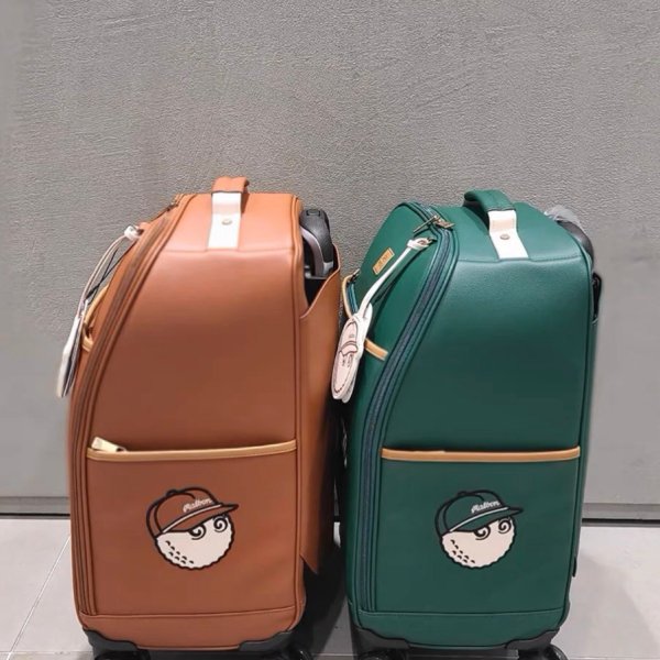 Túi đựng đồ Golf da có bánh xe