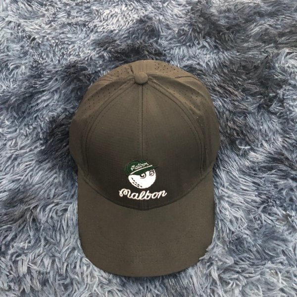 Mũ lưỡi trai Golf Malbon